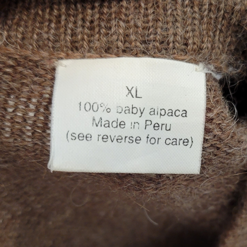 Alpaca Cardigan (Real Alpaca Fiber) - Picture 5 of 7